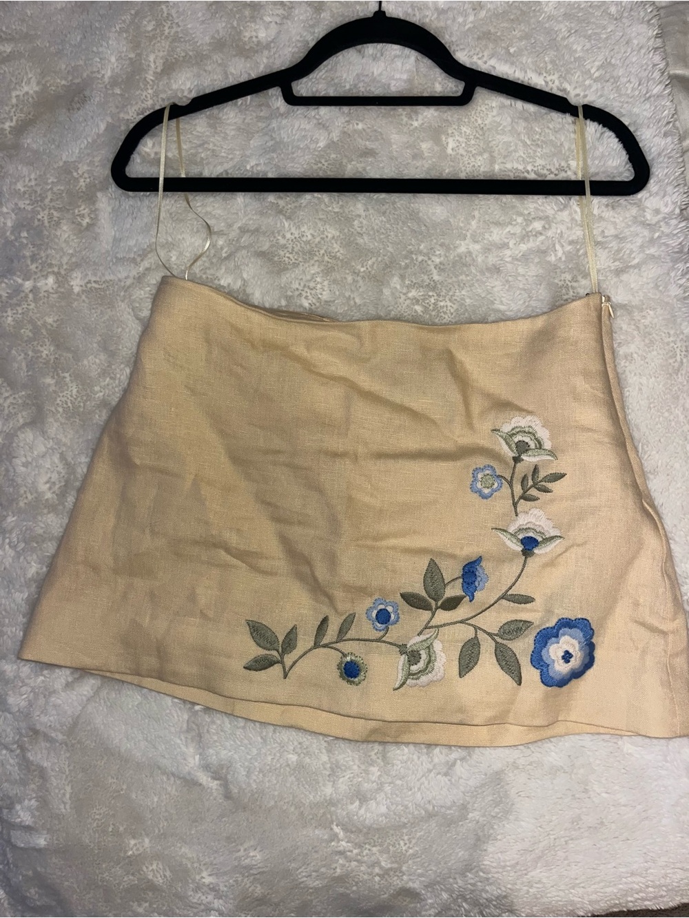 Reformation Juliet Linen Yellow Floral Embroidered Two-Piece Set - Picture 13 of 14